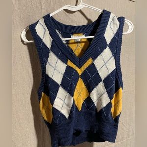 American Eagle sweater vest
